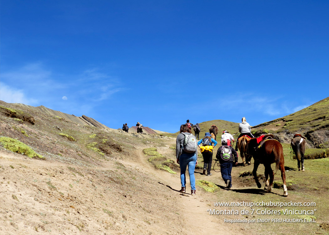 Vinicunca Rainbow Mountain - Cerro Colorado Vinicunca